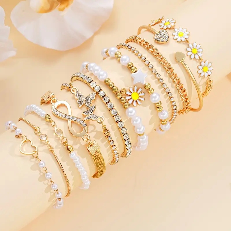 12件套时尚仿珍珠与雏菊手链套装 - 女士心形、星星、蝴蝶吊饰 | 完美适合度假、日常佩戴及礼物赠送 详情 2