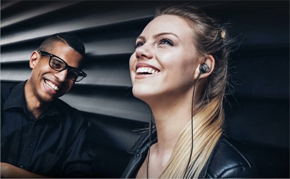 AKG earbuds  Wired headphones Wired earbuds