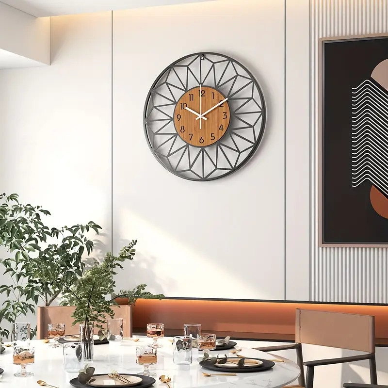 1 件30cm（12inch）/34cm(14inch)/40cm(16inch)金属镂空挂钟，时尚仿真木纹挂钟，静音时钟，适用于生日、圣诞节、新年装饰，适用于客厅卧室、房间装饰、家居装饰、厨房、办公室装饰静音挂钟表 商品详情 1