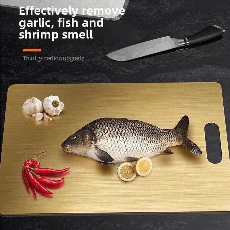 2025高级不锈钢砧板 - 双面重型食品级安全切菜板,圆润边缘和防滑底座设计,大号201不锈钢厨房切片板,适用于家庭和餐厅,洗碗机安全,卫生易清洁,耐用坚固表面适合切肉、蔬菜、奶酪片 - 厨师和家庭烘焙的理想选择, 肉类切割,蔬菜切片,专业厨师 商品详情 1