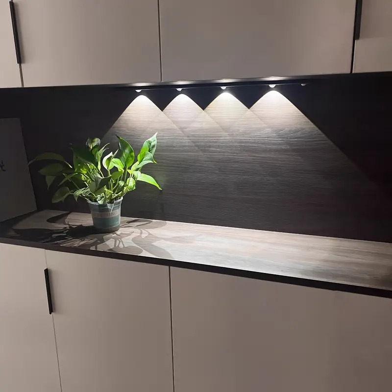 1个现代led感应柜灯，带磁吸usb充电，无线运动检测，超薄纤薄设计，3色可调led，适用于厨房、衣柜、浴室、展示柜的磁吸天花板/墙壁/床头照明——节能智能照明，带运动感应和usb供电操作 商品详情 4