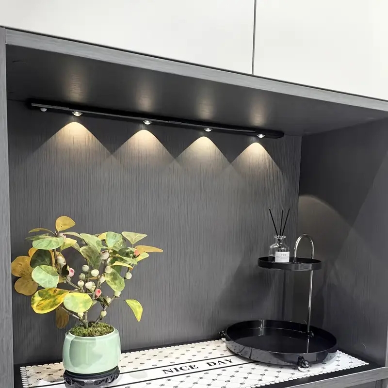 1个现代led感应柜灯，带磁吸usb充电，无线运动检测，超薄纤薄设计，3色可调led，适用于厨房、衣柜、浴室、展示柜的磁吸天花板/墙壁/床头照明——节能智能照明，带运动感应和usb供电操作 商品详情 7