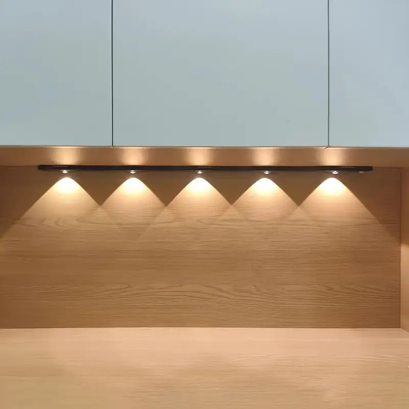 1个现代led感应柜灯，带磁吸usb充电，无线运动检测，超薄纤薄设计，3色可调led，适用于厨房、衣柜、浴室、展示柜的磁吸天花板/墙壁/床头照明——节能智能照明，带运动感应和usb供电操作 商品详情 2