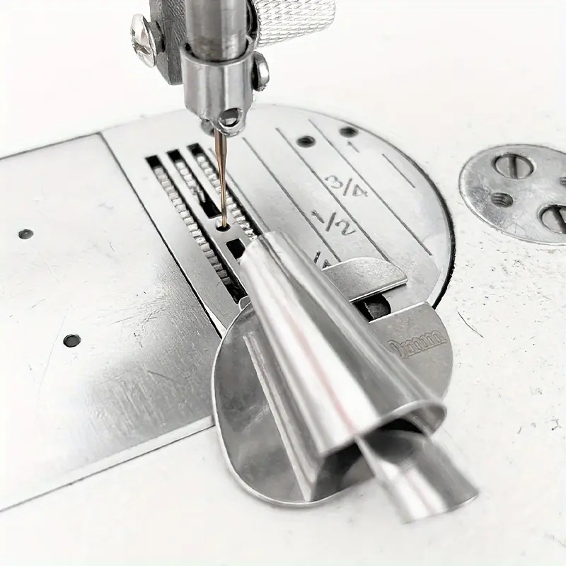 1pc 8pcs universal sewing rolled     set 8sizes wide rolled hem pressure   sewing machine presser     curved scroll     for household industrial sewing machines details 3