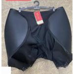 product_image_name-Heavenly Shapewear-Women Hip Lifter Cushion Shapewear Shorts – Hip Enhancer Seamless Body Shaper Push Up Hip Shorts - Seamless Hip Enhancer & Curve Shaping Body Shaper With Lace Trim - Black-7