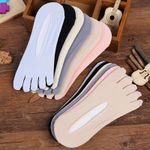 Fashion 2 Pairs Split Toe Socks Ladies Shallow Mouth Invisible Boat Socks - image 5