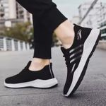 product_image_name-Fashion-Men Sneakers Lightweight Breathable Comfortable Non Slip Running Shoes And A Pair Of Socks For Free-1