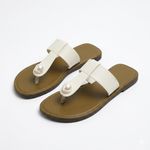 White Woman's Fashion Pearl Flat Sandals 