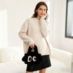 product_image_name-HUAHUA-The new puppy big eye plush handbag is a versatile commuter chain crossbody bag with a fashionable and cute design-2