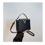 Leather Handbag with Gold metal-Black 