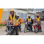 product_image_name-Leaderhub-3-Cables Built-in 22.5W Fast Charger Actual 20000mAh Portable Power Bank with Type C Dual input and Output-6