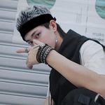 product_image_name-Generic-Men's and Women's Spiky/Textured Synthetic Wig Cap - Heat-Resistant Knitted Design with Expressive Face-Framing Hair - Black and Gray-4