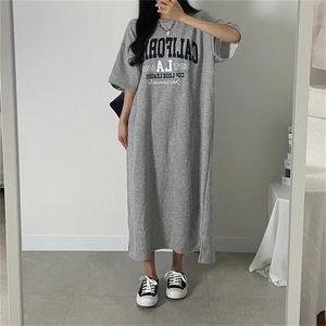 CALLIARA Korean Lazy Style Gray Letter Print T-shirt Dress, Loose Knee-length Slit Lazy Dress, Summer Casual Slimming Long Dress