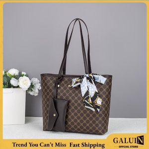 GALUIN Brown quilted monogram large capacity retro women's shoulder bag for commuting