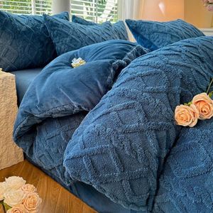 Style by Ann Fluffy duvet