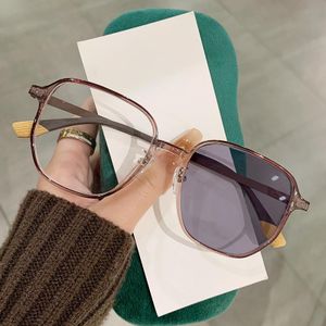 Women's Photochromic Blue Light Blocking Glasses - Dark Brown Frame