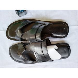 Handmade Men leather slippers - Black 