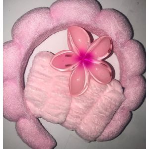 Head Fashion 3-in-1 Spa Headband Set - Puffy Cloud Headband, Wristbands + Flower Clip for Skincare