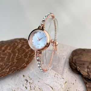 Luxury Women's Watches Simple Quartz Wristwatches Small Dial Watches Bracelet Ladies Watch Gift Clock 