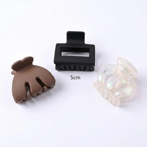 3-Piece Stylish Hair Clips for Women & Girls – Secure Hair Claw Clips for Everyday Use