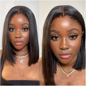 Western-Style Women's Gold Bob Wig: Short, Straight, and Stylish Ombré Highlighted Wig