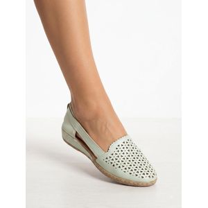 Ladies white shoe