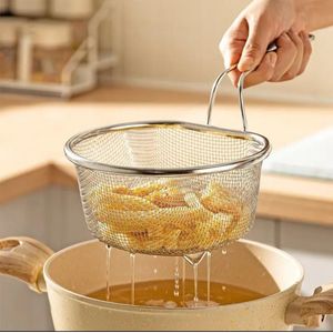 Ba 2pcs Stainless steel mesh stainless with handle kitchen tools for deep fry fine sleeve for straining oil and water 