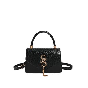 New Ladies black handbag