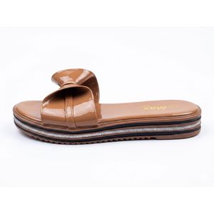 Ladies burgundy slippers 