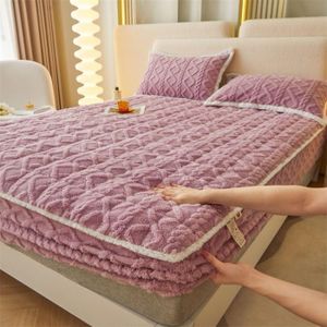 OMAMA HOME TEXTILE Heavy Taffeta Fitted Mattress Cover Set – 3-Piece, 1 Mattress Cover + 2 Pillowcases-Light Purple