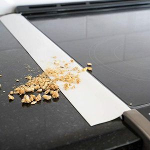 1pc Silicone Kitchen Stove Counter Gap Covers, Heat Resistant Kitchen Counter Gap Non-Tacky Filler Seals Spills Between Counter, Stovetop, Oven, Washer,White