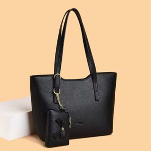 Luxurious and quality ladies 2 set handbag 