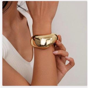 Bangles Classy Chunky bracelet 
