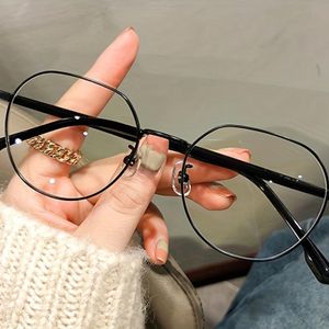 Women's Black Plastic Anti Blue Light UV400 Sunglasses