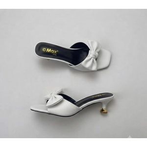 Max Elegance Bow-Kitten Heels