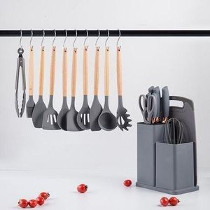 19PCS Silicone Utensil Set With Chopping Board Storage Set Wooden Handle Bucket Knife non stick kitchenware
