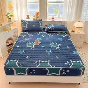 OMAMA HOME TEXTILE Quilted Mattress Cover Set with 2 Pillow Covers – Geometric Bed Protector