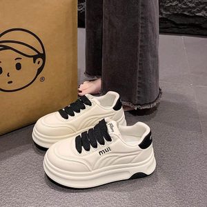 Women's Thick-soled Sports Casual Shoes Women Sneakers Ladies Shoes Women's Sneakers Lightweight Casual White Sneakers Breathable and Anti-slip Women Shoes White