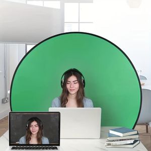 A green screen backdrop, a circular green screen for studio use, suitable for live streaming, photography, e-sports games, live speeches, company meetings, home office, and other scenarios.