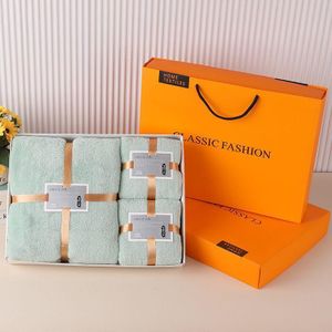 3 in 1 Gift Towel Set - Green