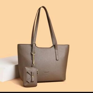 Luxurious and quality ladies 2 set handbag 