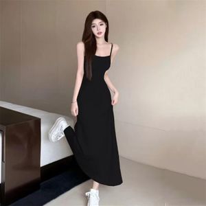 Ladies' dress