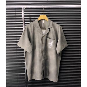 Men’s Grey Short-Sleeve Button-Up Shirt