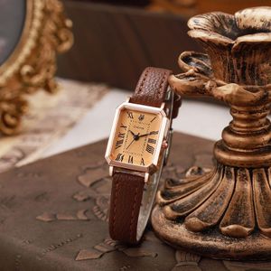 Vintage Small Dial Women's Watch, New Sporty Rectangular Quartz Watch, Simple Casual Design