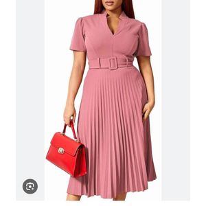 Midi pleated dress-Peach.