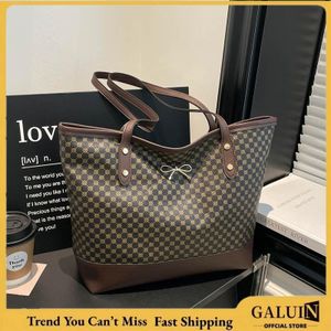 GALUIN Dark-toned vintage monogram tote bag, large-capacity shoulder bag with dark brown leather patchwork.