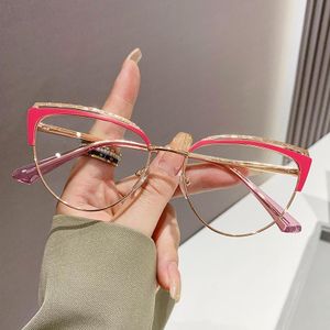 Luxury Cat-Eye Sunglasses for Women Photochromic And Anti-Blue Light Glasses For Ladies Ladies Eyewear - Red