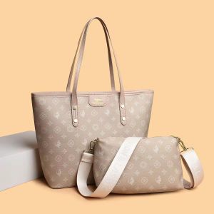 Luxurious and quality ladies 2 set handbag 