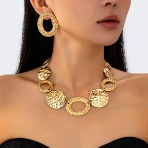 Exquisite Gold Geometric Accessories Set: Creative Oversized Necklace + Hoop Earrings (Trendy Women’s Jewelry)