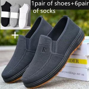 FUXING FASHION Men's breathable and wear-resistant sports shoes men sneakers shoes socks set 6 pairs of socks